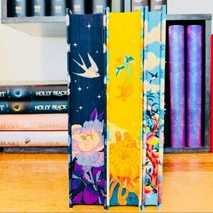 Fairyloot Exclusive Signed Editions DAUGHTER OF THE MOON GODDESS + HOTSW + TOTCK
